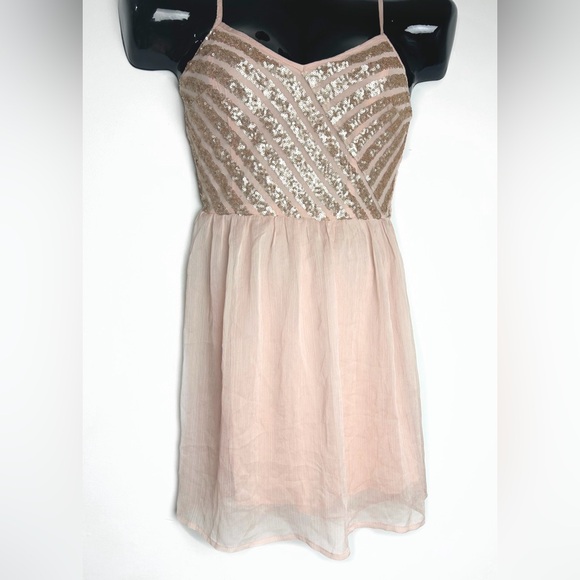 Hollister Dresses & Skirts - Hollister Sequin Dress
